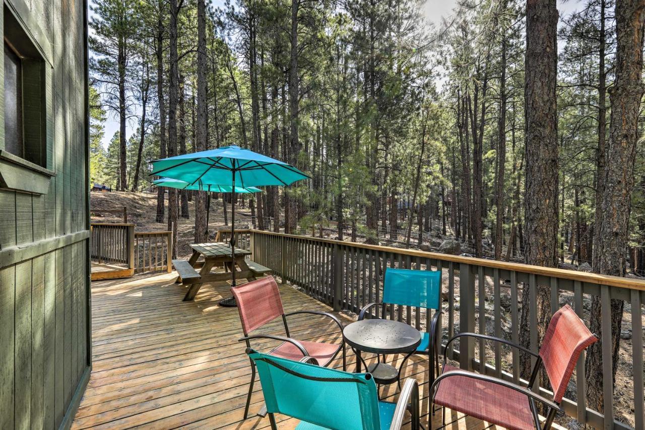 Woodsy Flagstaff Hideaway With Deck And Sunroom! Mountainaire Exterior photo